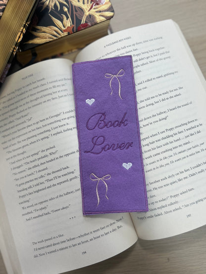 ‘Book Lover’ embroidered bookmark