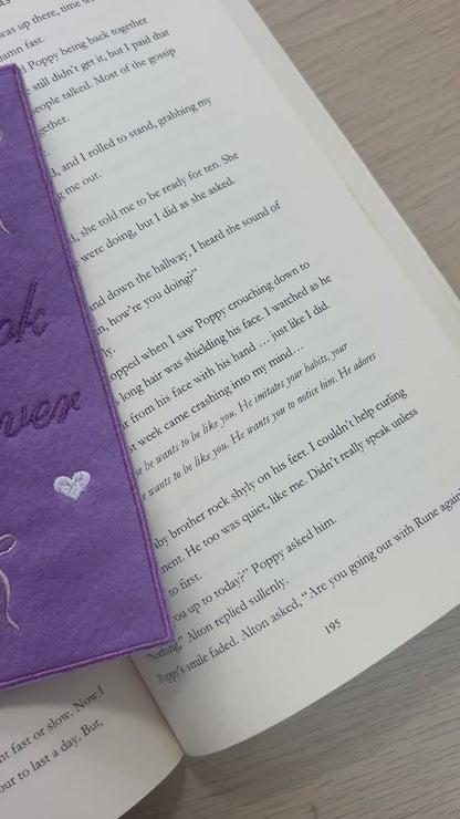‘Book Lover’ embroidered bookmark