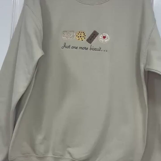 Biscuit lover embroidered sweatshirt